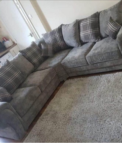 verona chesterfield sofa